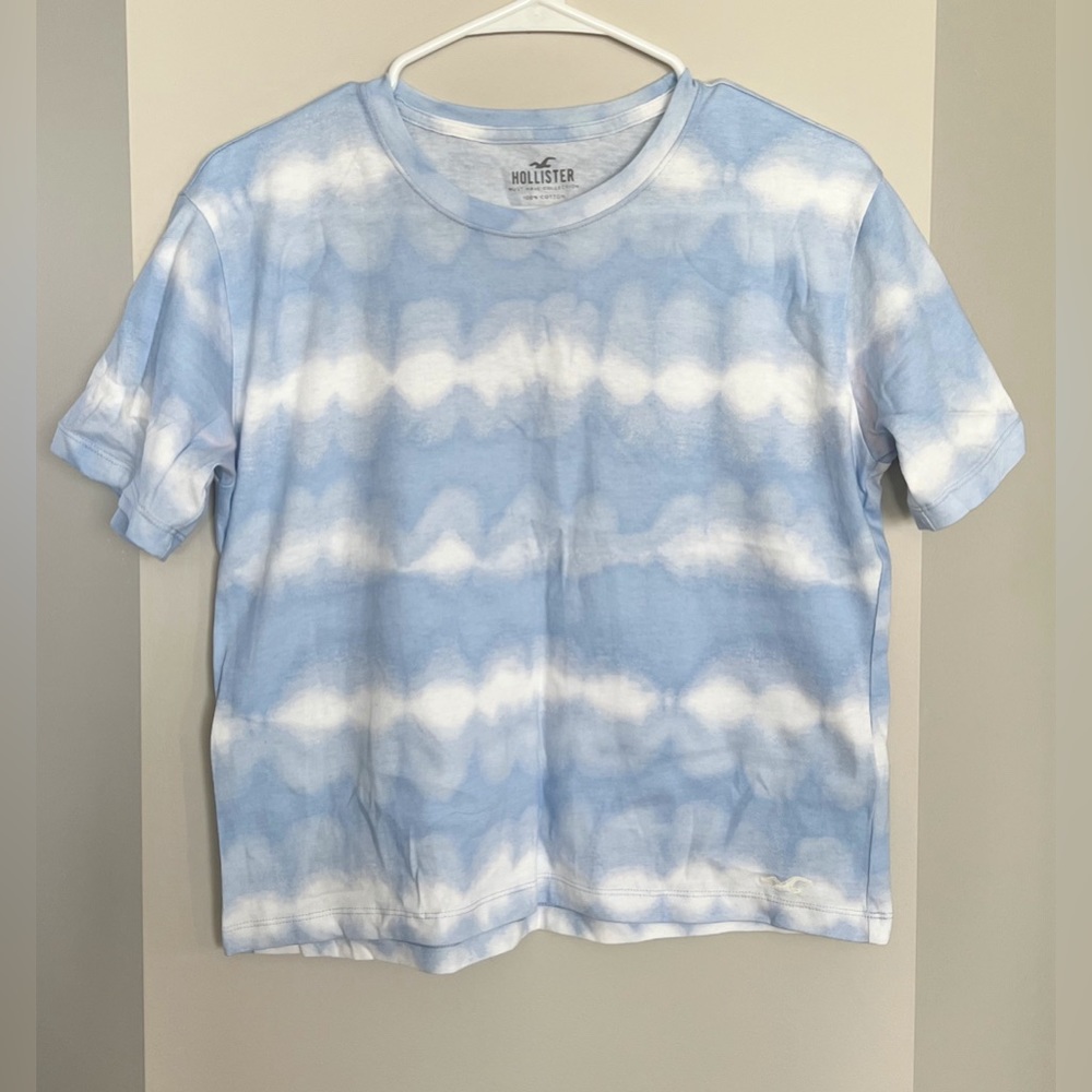 EUC Hollister Blue White Tie Dye Cropped T-shirt, Size Small